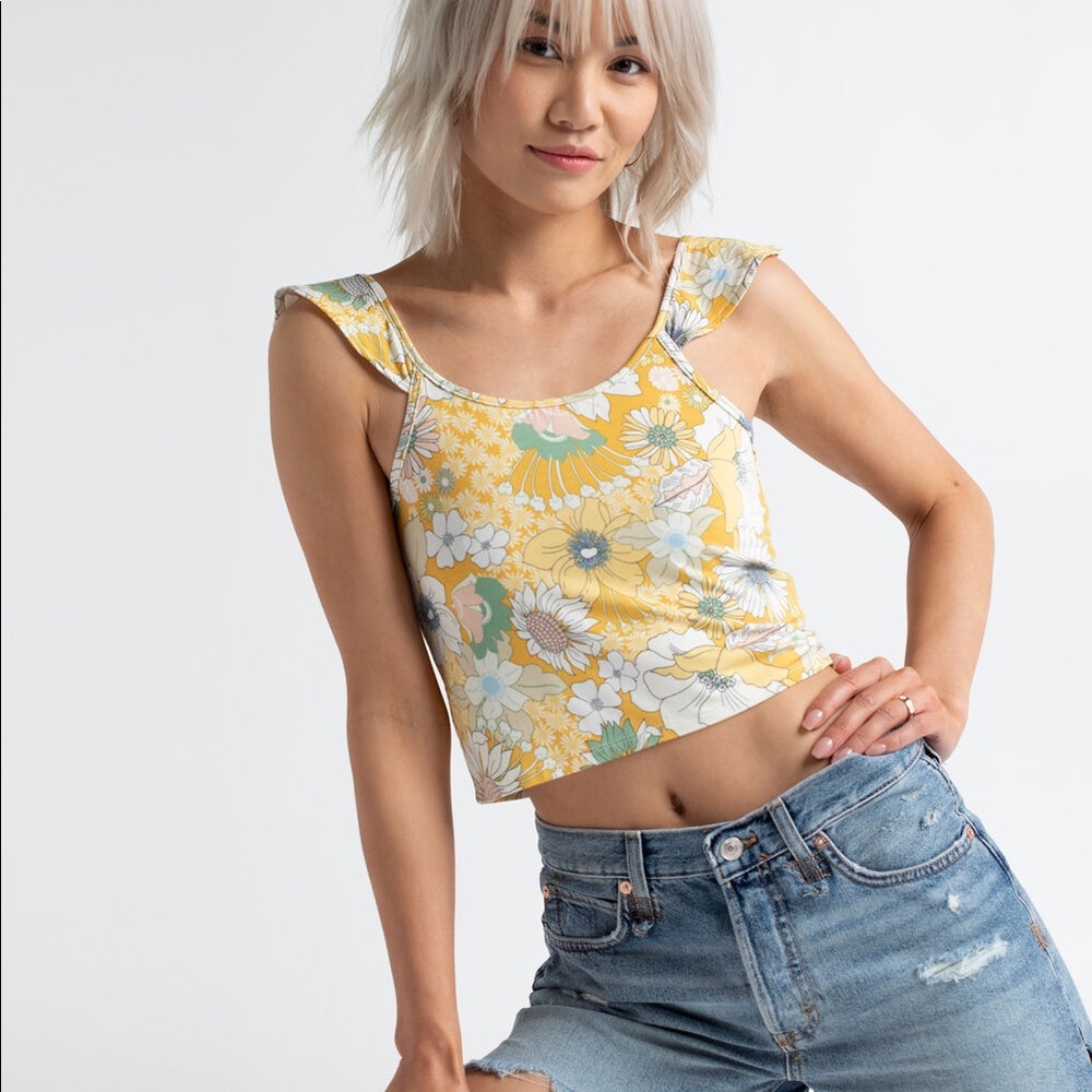 O’Neill Andy Floral Cropped Tank with Ruffle Shoulder